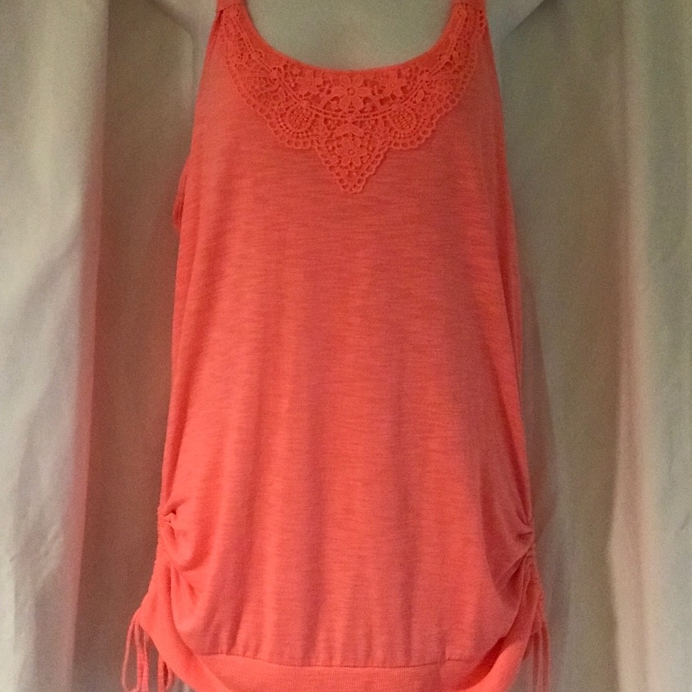 Pink detailed top